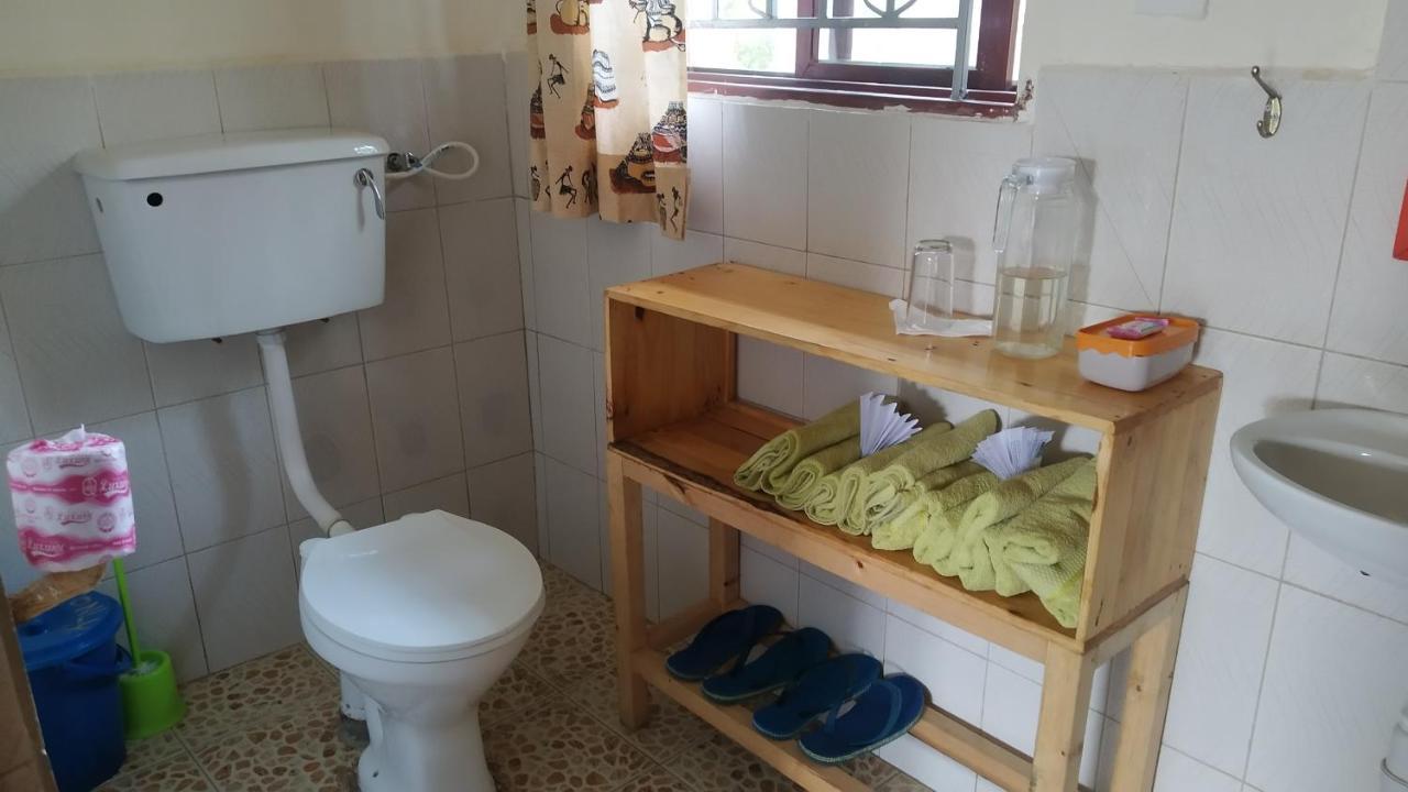 The Elephant Home Katunguru エクステリア 写真